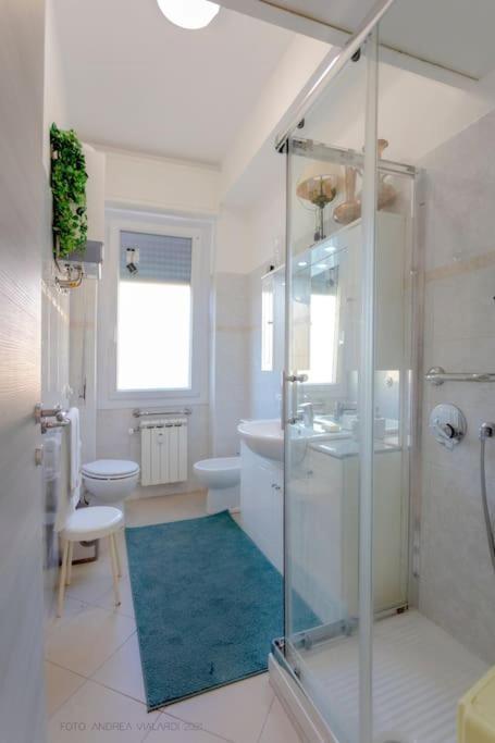 Ferienwohnung La Reggia Del Mar - Genova Sturla, Mare E Gaslini Exterior foto